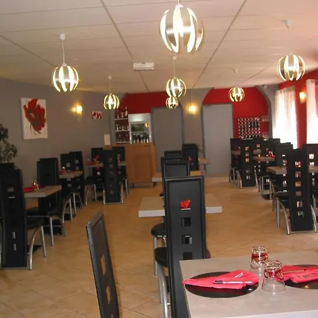 فندق Le Dristan Saint-Floret